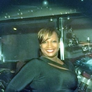 Meet your Posher, Sharon